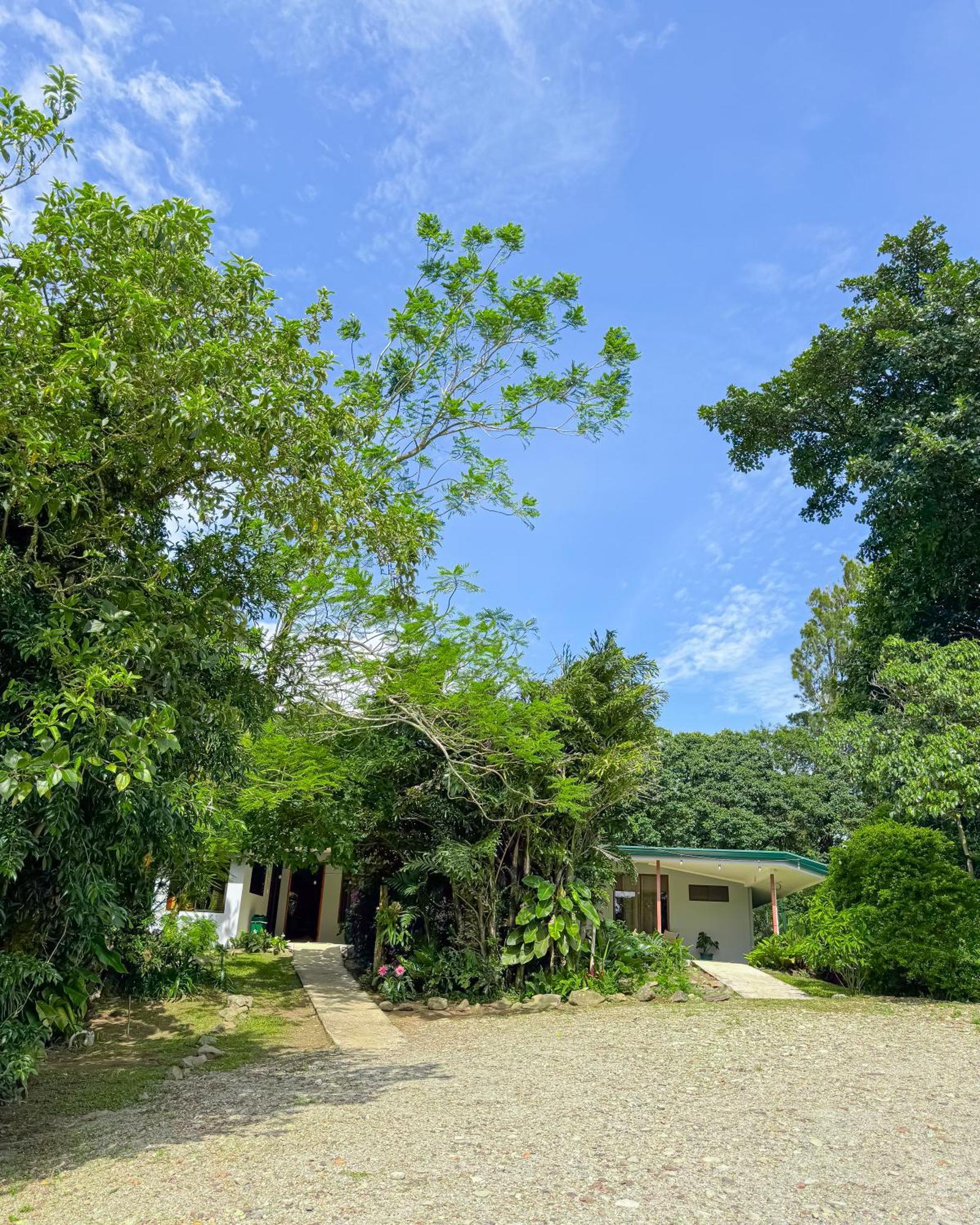 Casa Rayo De Luna Monteverde Exterior photo